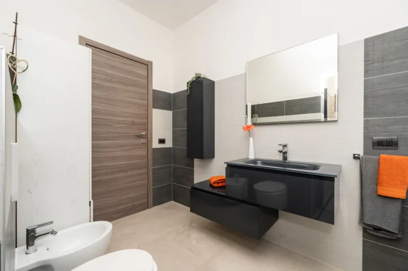 Elegante Appartamento 4L in Villa nel Cuore di Tradate — foto 23