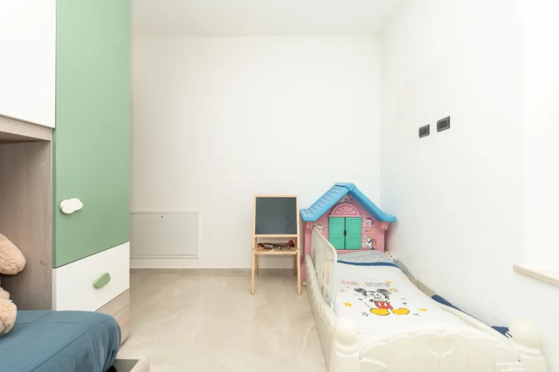 Elegante Appartamento 4L in Villa nel Cuore di Tradate — foto 25
