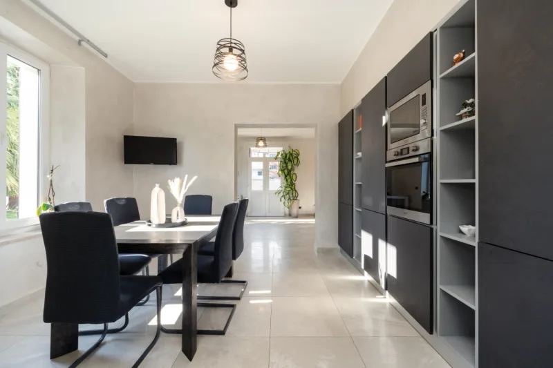 Elegante Appartamento 4L in Villa nel Cuore di Tradate — foto 8