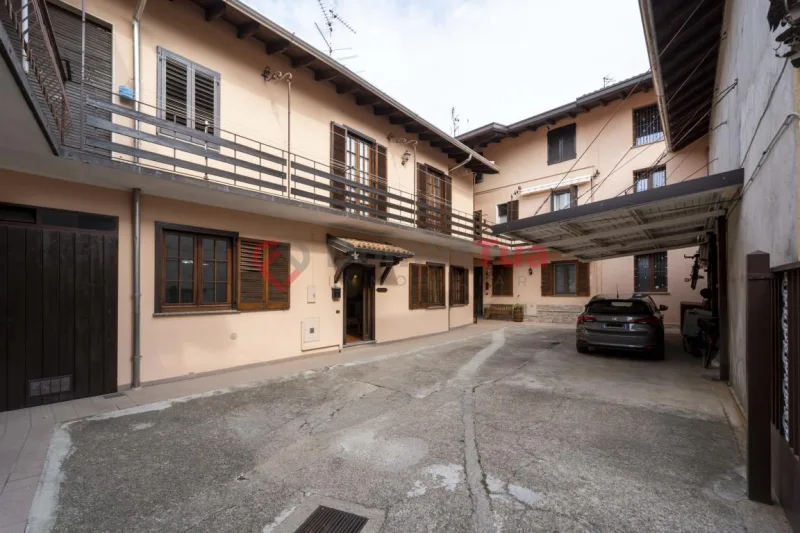 GRAZIOSO TRILOCALE SU DUE LIVELLI SENZA SPESE CONDOMINIALI — foto 19