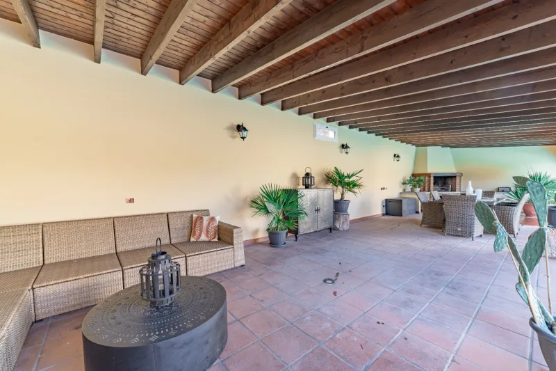 Incanto a Cermenate: Villa con Piscina e Due Dimore — foto 51