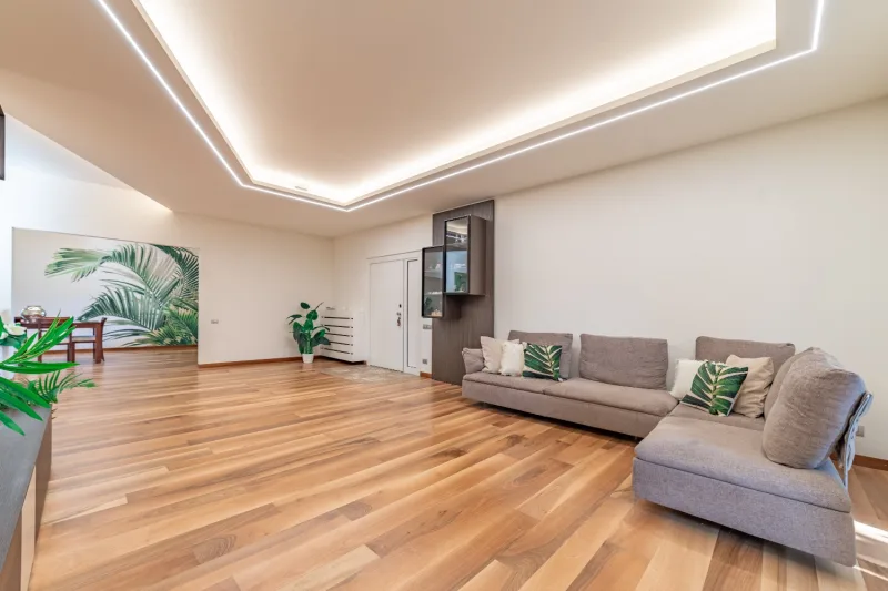 Incanto a Cermenate: Villa con Piscina e Due Dimore — foto 8