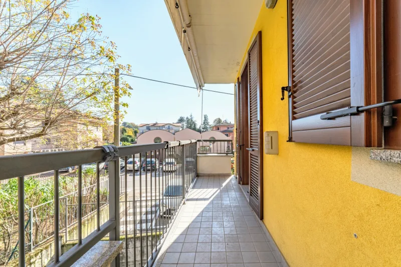 3L arredato con Terrazzo nel Cuore di Tradate — foto 23