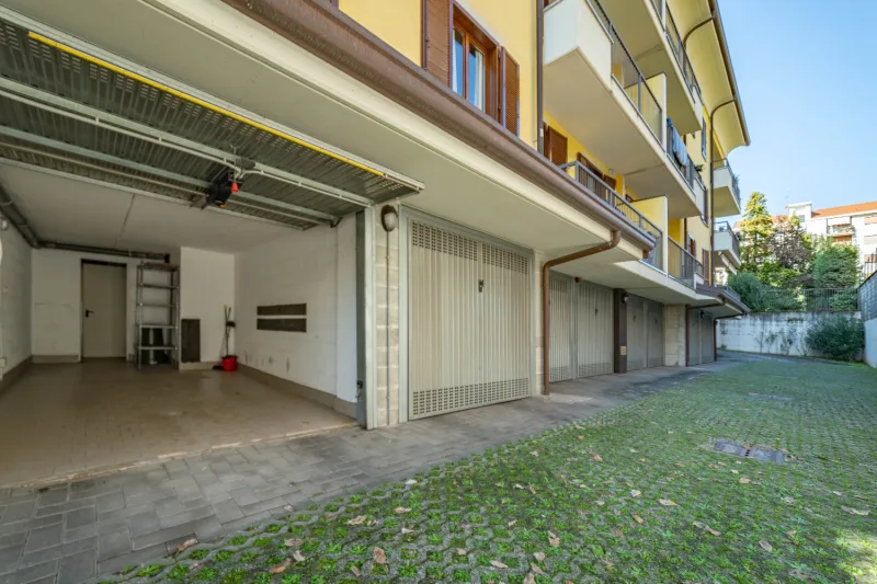 3L arredato con Terrazzo nel Cuore di Tradate — foto 24